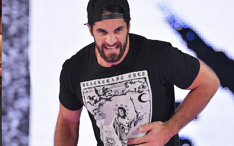 Seth Rollins has a bit of pain but he isn't giving up. And the crowd still doesn't really seem to like him right now.